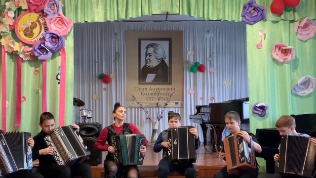 Баянный ансамбль "МИ-МИ-ДО",старшая возрастная гр.,группа С,обр.И.Ефимченко "Федерико Феллини " смотреть онлайн