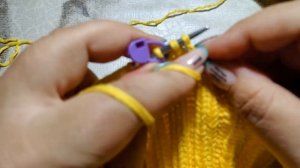 Модная? детская шапка ?спицами/ интересная макушка / МК