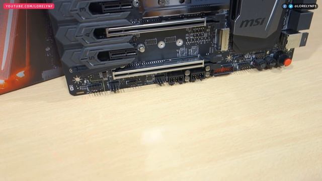 Lots of FREEBIES for GAMERS - MSI Z270 M7 Gaming Motherboard Unboxing and Review смотреть онлайн