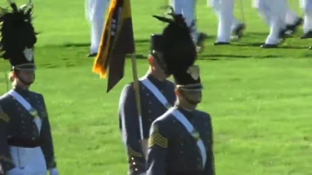 USMA West Point 2010 Homecoming Parade part 4 - Pass in Review by 3rd and 4th Regiments смотреть онлайн