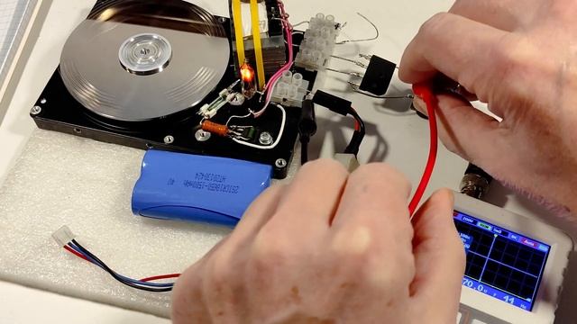 Генератор БЕДИНИ на полевике и герконе. смотреть онлайн