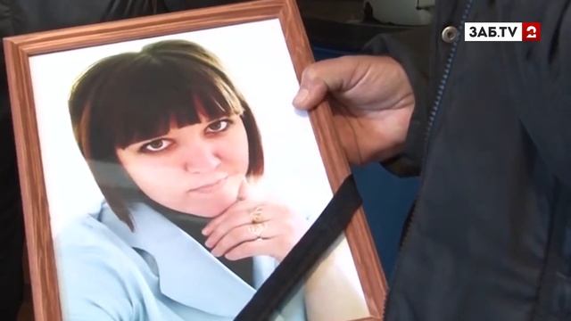 По вине медиков Тунгокоченской больницы семья в один день осиротела смотреть онлайн