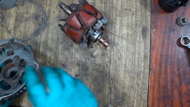 Ремонт генератора 3s-fe своими руками. Замена подшипников и щеток. Generator repair 3S-FE. смотреть онлайн