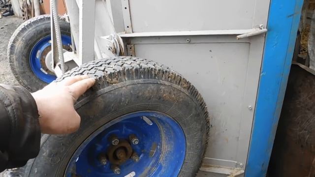 Мотоблок МТЗ. Замена штатных колёс прицепа. смотреть онлайн
