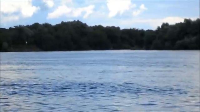 Катание на моторной лодке, по реке Оке 2 часть смотреть онлайн