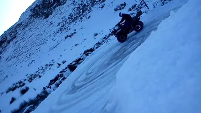 Honda trx 350 on ice смотреть онлайн