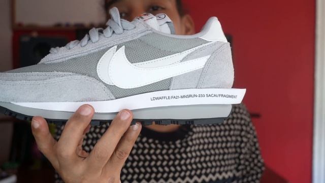 Sacai x Fragment x Nike LD Waffle "Light Smoke Grey" | Review | Sizing | On Feet смотреть онлайн