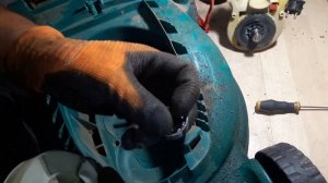 Газонокосилка Bosch Rotak 320  - МАСТЕР НЕ РЕКОМЕНДУЕТ!!!