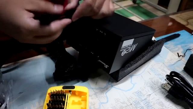 BUILDING MY NEW PC! | Powered by ASUS ROG and HyperX! смотреть онлайн