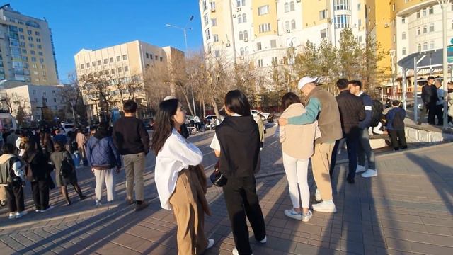 Астана Набережная Арбат Вид с Квадрокоптера на Есиль(Ишим) самый длинный приток Иртыша длина 2450км смотреть онлайн