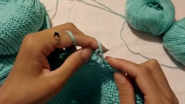 Стык рядов в платочной вязке. morkovka_knit_spb. Между делом о вязании. Видео №1. смотреть онлайн