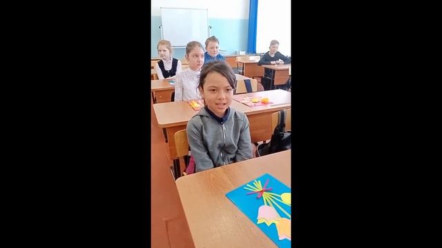 Поздравления с 8 марта смотреть онлайн
