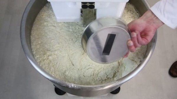 Spiral Mixer | Bakery Machines and Equipment | SM-25 | SM-50T | SM-60T | SM-80T | SM-120T | SM-200T