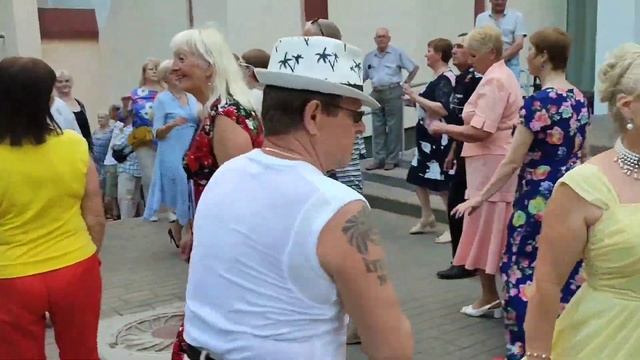 ТАНЦУЕМ под группу "КУРНУС"...???????сентябрь. 2022год. смотреть онлайн