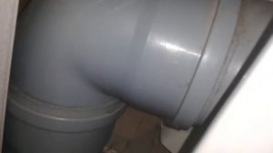 ПРОТЕКАЕТ УНИТАЗ. ГДЕ ПРОТЕЧКА? РЕШЕНИЕ ПРОБЛЕМЫ.