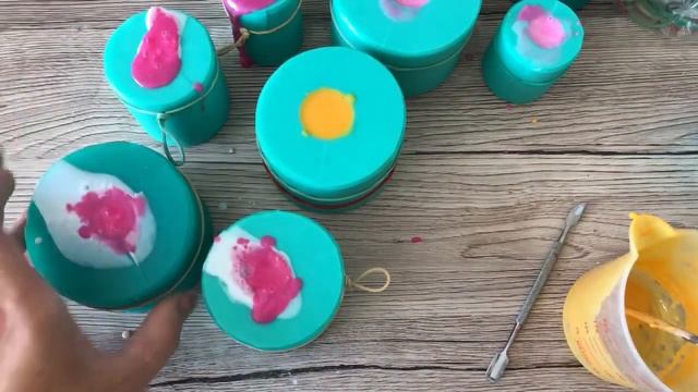 Лью формы от EMERALD MOLDS. Новые цветы. Разные заливки- мрамор, пипетка, 2 стакана. Мыловарение. смотреть онлайн
