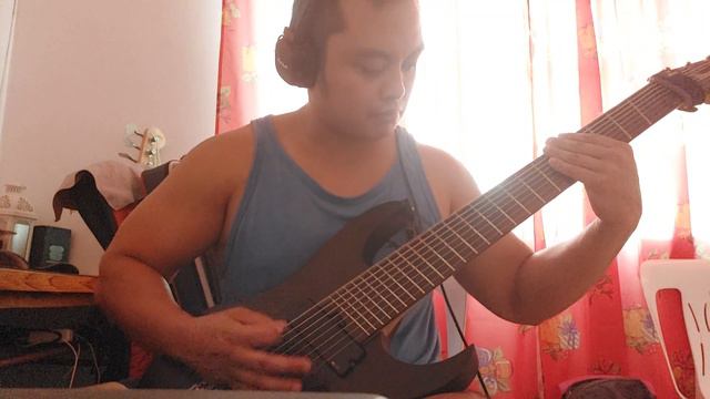 Thumping riff using my Ibanez 8 string multi scale. смотреть онлайн