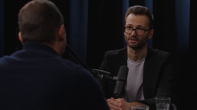 Микаэл Саркисян. Откровенный разговор про жизнь и про бизнес. смотреть онлайн