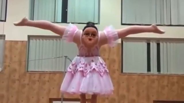 Это просто цирк какой то. смотреть онлайн