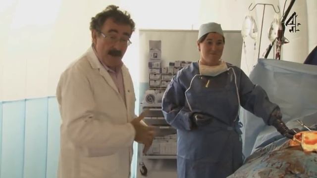 Jamie's Dream School | Robert Winston on Surgery смотреть онлайн