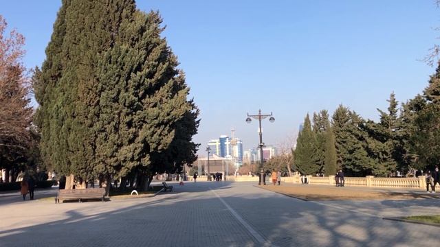 Baku Boulevard videowalk/Бакинский бульвар (Приморский) Пешеходная экскурсия/ смотреть онлайн