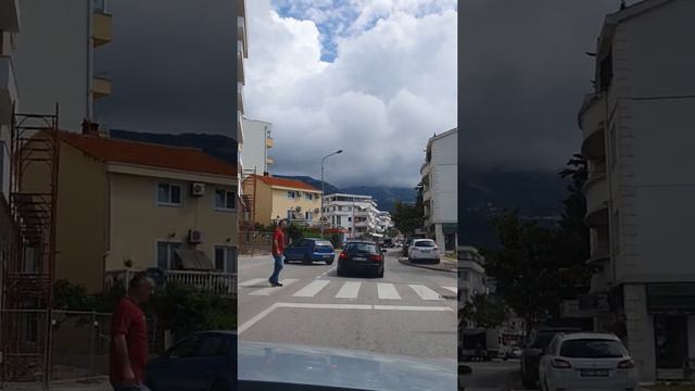 Дорога Обилазница в Будве. Движение смотреть онлайн