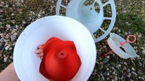 ?Кормушка непросыпайка. Доработка кормушки, чтобы куры не разбрасывали корм