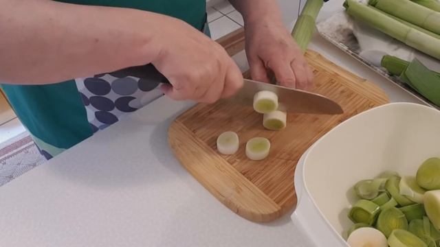 Быстро и вкусно! Ребрышки с овощами! смотреть онлайн