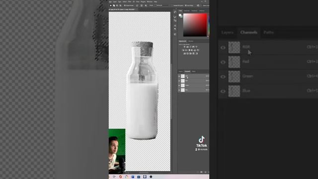 Лови способ как вырезать стеклянный объект в Photoshop смотреть онлайн