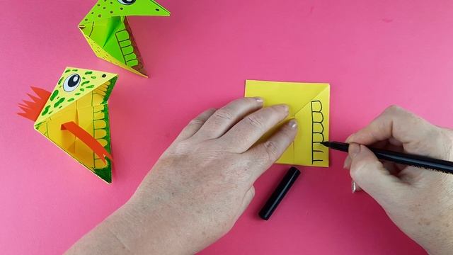 Динозавр з паперу / Рухлива іграшка з паперу / Іграшка для лялькового театру смотреть онлайн