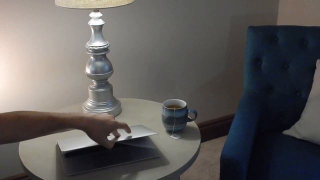 Apple Silicon M1 MacBook Air - Cinematic UNBOXING - First Mac to truly Think Different since 2006. смотреть онлайн