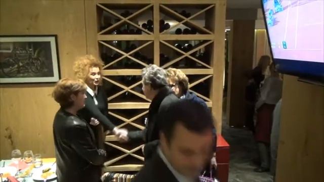 Коледното парти на Мадлен Кокева ! смотреть онлайн