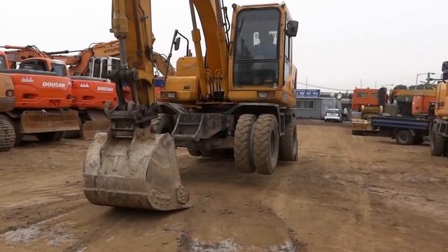 Korean Used Hyundai R1400W-7 Excavator -- Autowini.com(Chinatrade-006)
