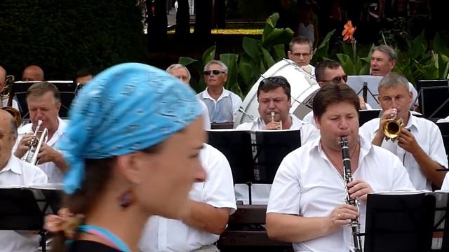 Orchestra at the Promenade, Yalta, Crimea смотреть онлайн
