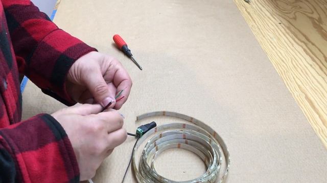 How To Hook Up A 12 Volt LED Strip To A Raspberry Pi смотреть онлайн