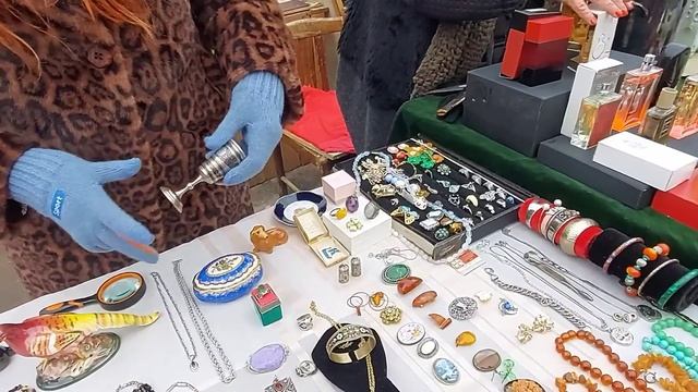 БЛОШИНЫЙ РЫНОК❗Вернисаж в Москве  с Иваном Рыбниковым ? ?? ?Элла Австралия ?❣? смотреть онлайн