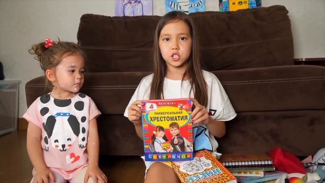 VLOG ЧТО В НАШИХ ЧЕМОДАНАХ У Ани ветрянка!!! смотреть онлайн