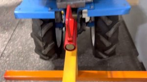 Опрокидыватель (домкрат) для мотоблока Нева, своими руками. Смена фрез, колёс, очень удобно.