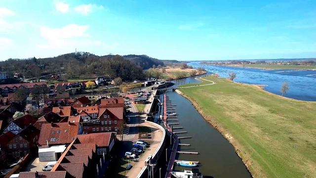 Quiero atrapar el Dron #acción #visitandohitzacker #rioelba #germany #alemania смотреть онлайн