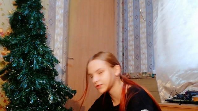 Поставила ёлку ЛЕТОМ?! Зачем?! смотреть онлайн