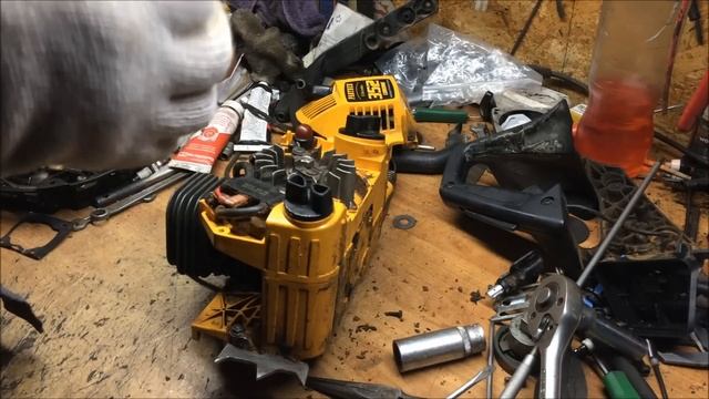 Бензопила_"Партнёр-352" Купленная с рук в год Чёрного Кролика в день весеннего равноденствия!) смотреть онлайн