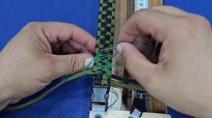 paracord bracelet weaving. плетение браслета из паракорда сobra