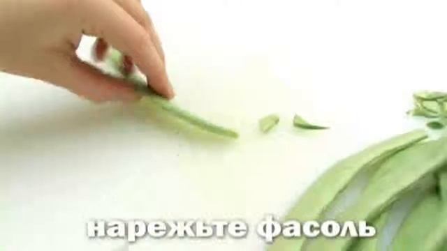 Суп с хрустящей лапшой.