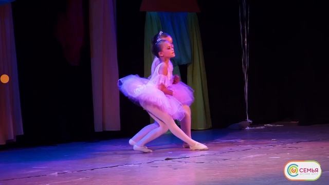 Балет для детей Воронеж * Занятия балетом у профессиональных балерин (ДЦ Семья)