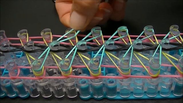 Rainbow loom "tilted ladder". Как сделать браслет из резинок. Стиль "косая лестница" смотреть онлайн