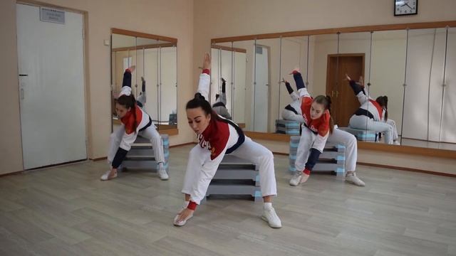 ЭКОлогическая Тропа Здоровья. Разминка дома, упражнение 6. смотреть онлайн