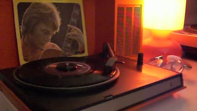 CLAUDE FRANCOIS - RESTE ( FRENCH VERSION OF FRANKIE VALLI - BEGGIN )