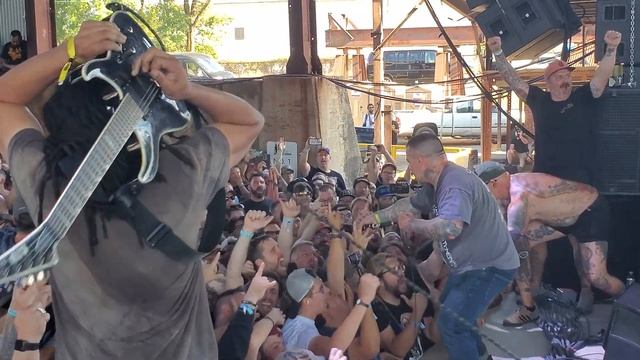 Zao: To Think Of You Is To Treasure An Absent Memory, Furnace Fest 2023 (9/23/23) смотреть онлайн