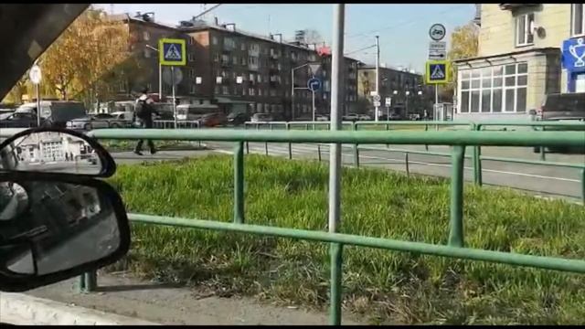 Проезд регулироемого перекрестка в прямом направлении Кутузова Курако1 смотреть онлайн