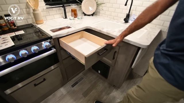 The Ultimate Family RV! | The All-new 2023 Jayco Jay Feather 30QB